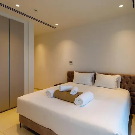 Bridge Seaview * 아이아 나파