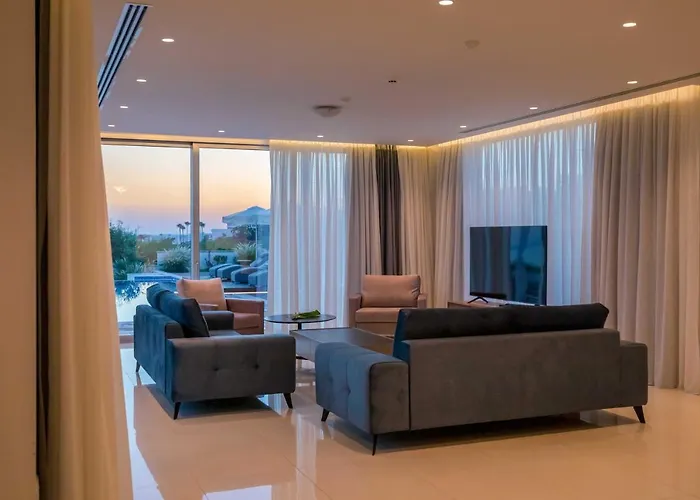 Villa Bridge Seaview