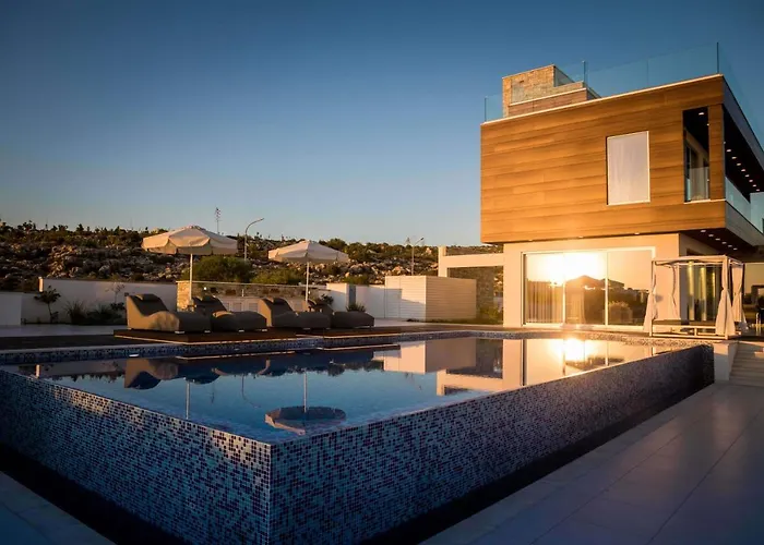 Bridge Seaview Villa Ayia Napa