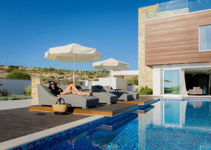 Villa Bridge Seaview