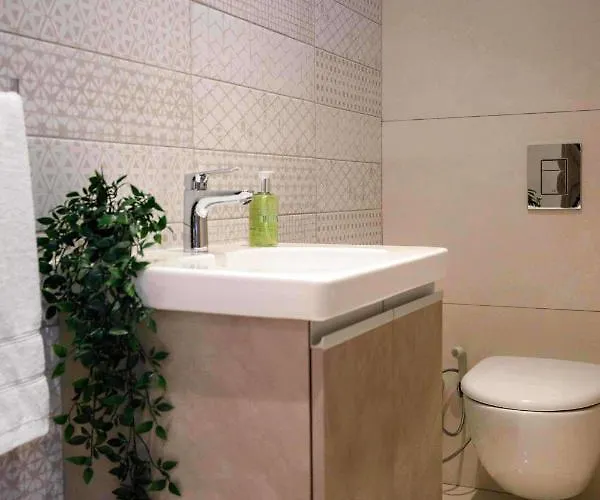 Bridge Seaview * Αγία Νάπα