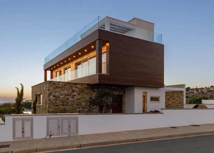 Villa Bridge Seaview